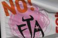 “퍼주기식 놀음이었다”한미 FTA 저지 선언문 발표 