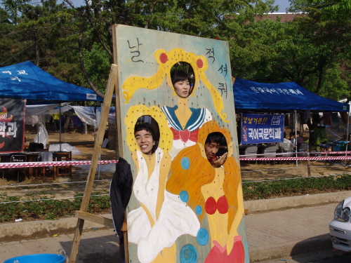 경산지역 대학 곳곳에 축제 소식!캠퍼스 활기찬 축제에 ..