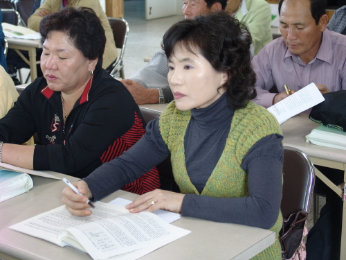 경산농업인아카데미 교육 개최 엄군섭 회장의 ‘농약안전사..