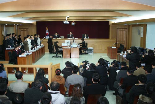대구지법 사상 첫 국민참여재판  12일 배심원 후보 7..