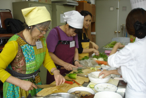 “한국 음식문화 배우러 왔어요!” 일본 고베시 YWCA..