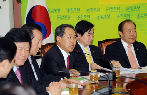 민주당, 주요 쟁점 두고 '이상기류' [11월 18일 ..