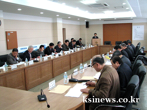 시 경제통상본부장, 공단 전무이사에 진량관리공단 이사회..