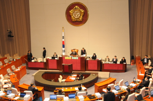 민주당, 국회 예결위원장석 ‘점거’ [12월 18일 국..