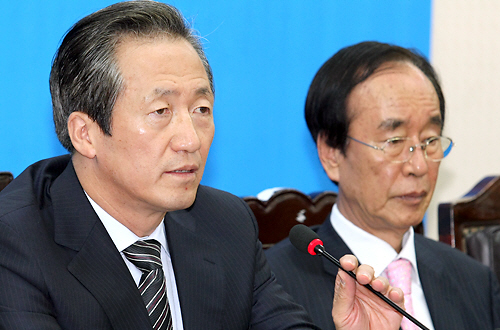 한나라당 정몽준 대표 사퇴 선언! 선거 패배 책임.....