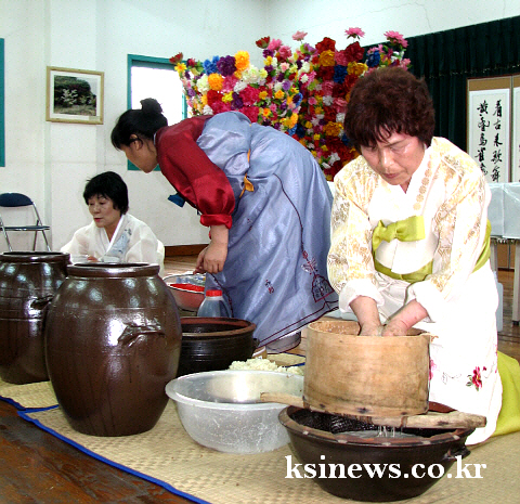 ‘신주’ 빚으며 자인단오 성공 기원! 제35회 경산자인..
