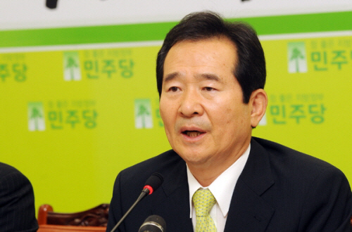 민주당 정세균 대표, 전격 사퇴! 당 대표로 7.28재..