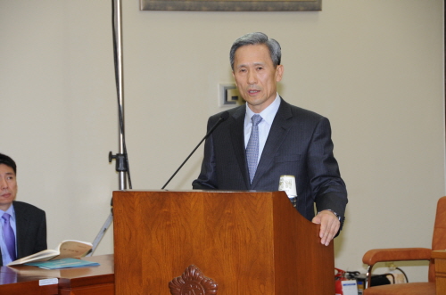 “북한 경제사정으로 전면전 못한다” 김관진 국방장관 후..