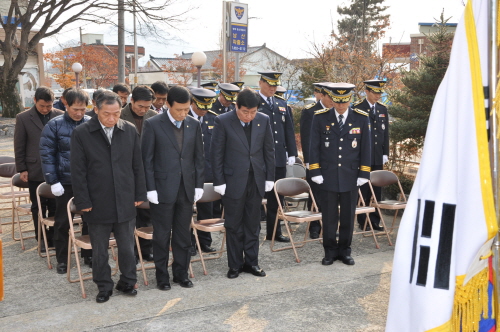 경산경찰서, 순직 경찰관 추도식! 1949년 남산지수 ..