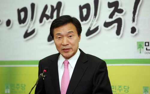 “영수회담 없이 국회 등원하겠다!” 민주당 손학규 대표..