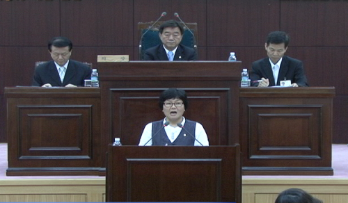경산시 ‘시정 질문에 대한 답변’ 엄정애·박정애 시의원..