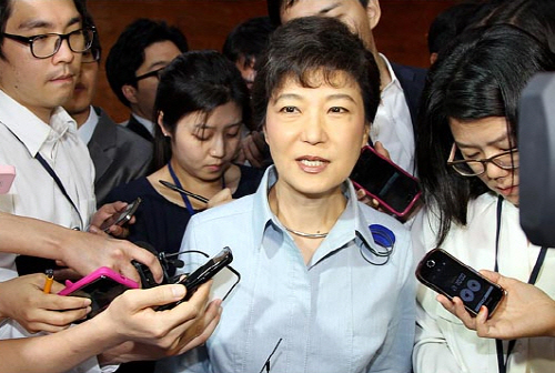 박근혜, 나경원 후보 지원한다! 박근혜&안철수 대결 최..