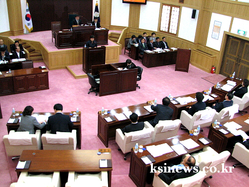 2012년 예산 110건 27억여원 삭감 교육경비지원 ..