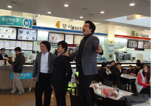 경산휴게소, 설맞이 플레쉬 몹 음악회 귀성·귀경객들에게..