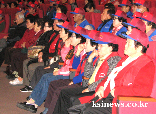 경산노인복지관, 일자리사업 ‘대상’ ‘어르신 강사파견사..