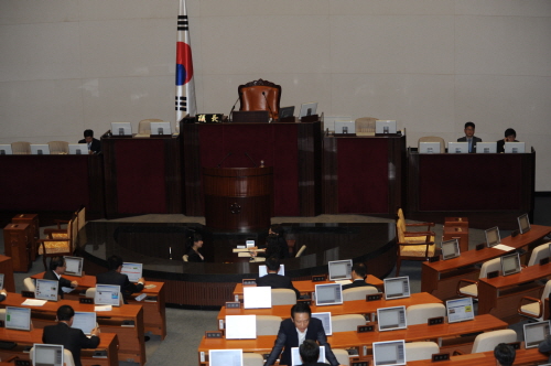 19대 국회, 법정시한 못지키고 파행 여야 밥그릇 싸움..