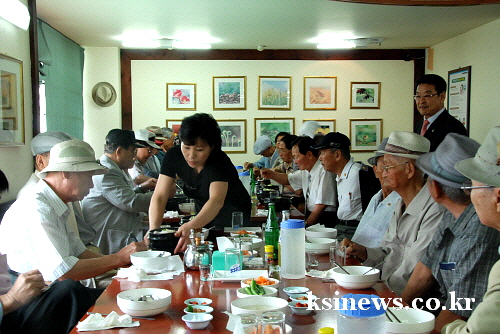 경산상이군경회, 고령 회원 초청 ‘만찬’ 경산 관내 1..