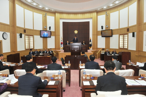 제2회 추경예산 8억3천950만원 삭감 경산시의회 제1..