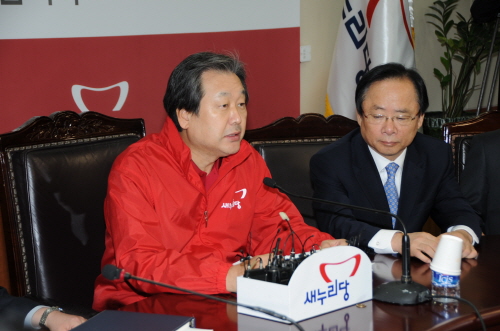 야권 후보 단일화 ‘허송세월’ 새누리당 김무성 선대위원..