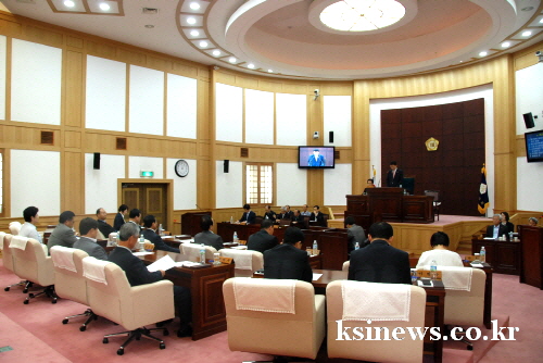 경산시의회 제153회 정례회 개회! 2013년 경산시 ..