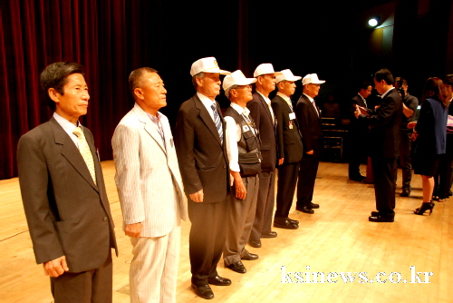 경산시, 6.25전쟁 63주년 기념행사 시민 800여명..