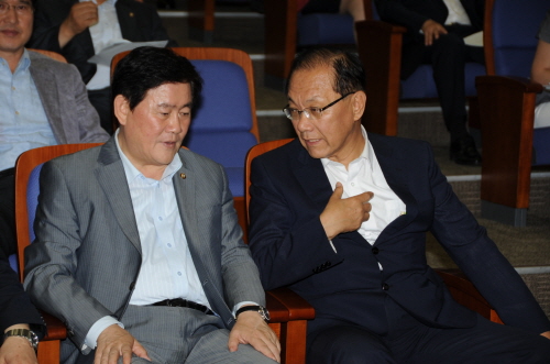 남북정상회담 대화록 표결로 비상! 새누리-민주, 의원총..