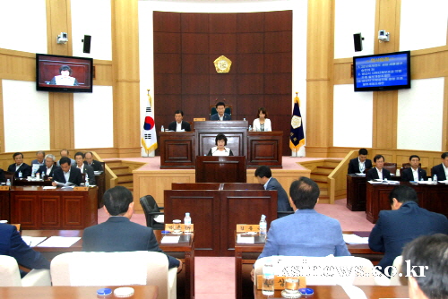 2012회계연도 결산승인 ‘원안 통과’ 제158회 경산..