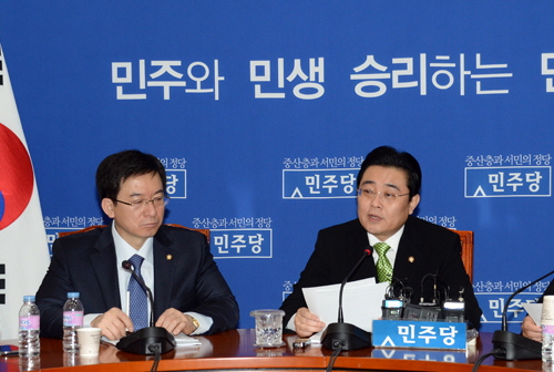민주당, 현오석 부총리 경질 촉구 부총리 경질을 포함한..