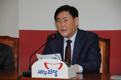 최경환 의원, '너나 잘해' 발언 공식 사과 “부적절한..
