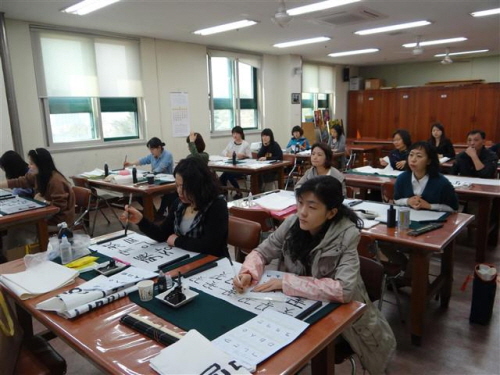 “자격증은 정보센터, 나눔은 현장에서” 교육정보센터, ..