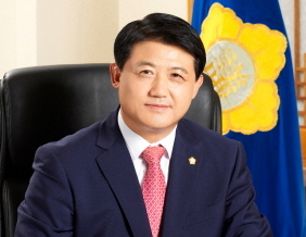 “동 트기 직전이 가장 어둡다!” [인터뷰]  이천수 ..