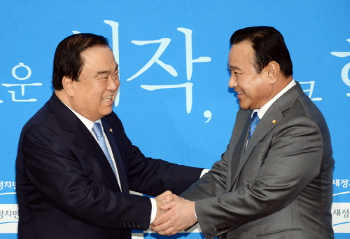이완구 “아들 병역문제, 검증받겠다!” 기자 간담회 통..