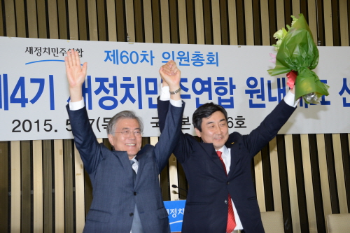 새정치 새 원내대표에 이종걸 의원 결선투표 끝에 최재성..
