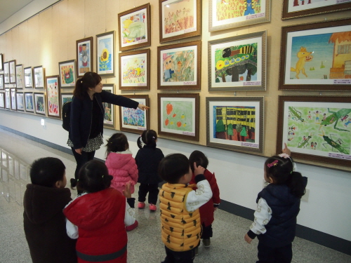 韓·日 어린이들 ‘동심 엿보다!’ 죠요시 어린이 그림전..