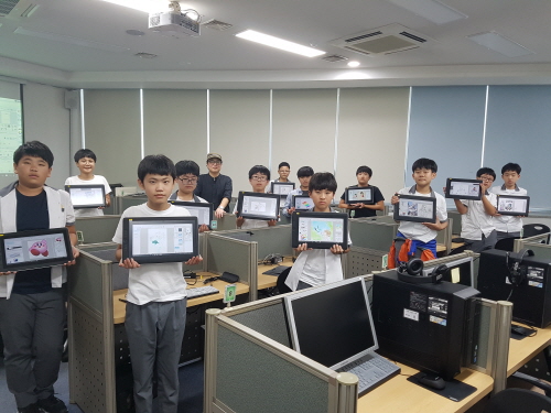 “진로체험, 웹툰작가를 만나다” 경산시, 중학생 웹툰 ..