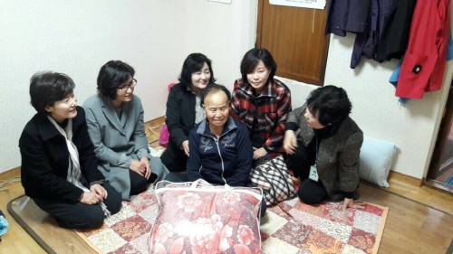 경산시 간호사회 ‘사랑의 이불’ 나눔 방문건강관리 대상..