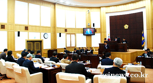 시의회 ‘경산시 제2회 추경예산’ 심사 기정예산보다 2..