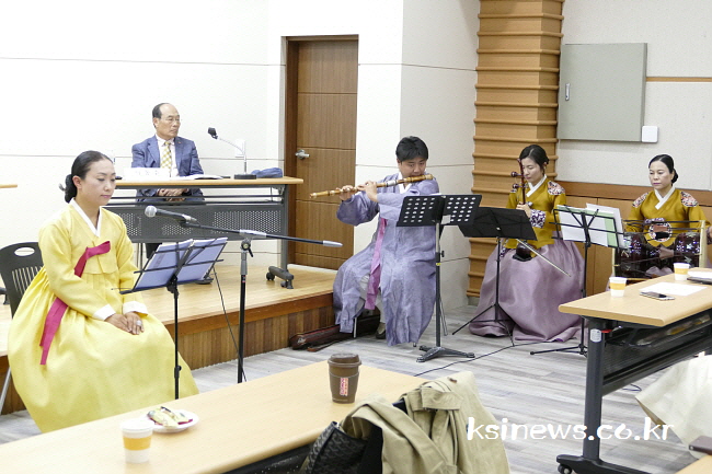 강호가도(江湖歌道)의 선비정신과 정가의 도시 경산