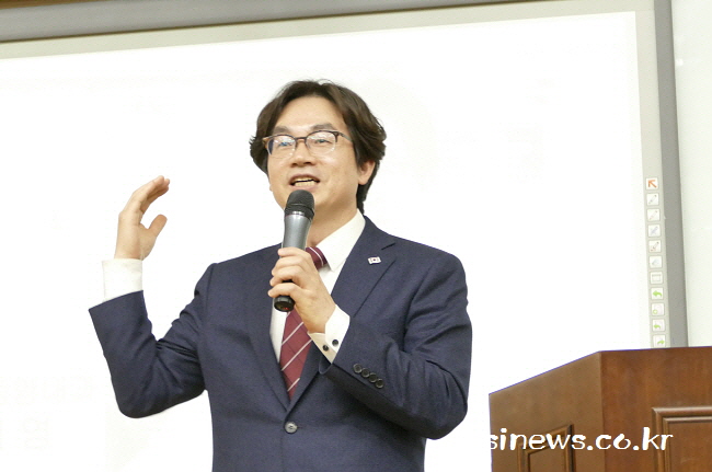 “청년들이여! 우리의 10년 뒤를 꿈꾸자”