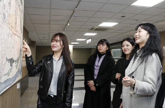 ‘진품보다 값진 복원본’ 만드는 미대생들