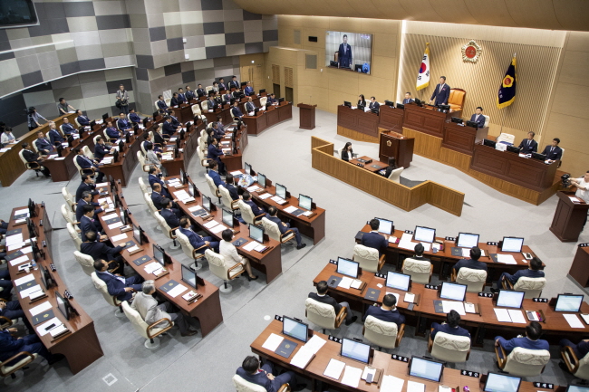 제11대 도의회, 원구성 후 첫 정례회