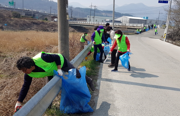 도민체전 앞두고 민관합동 환경정화활동 