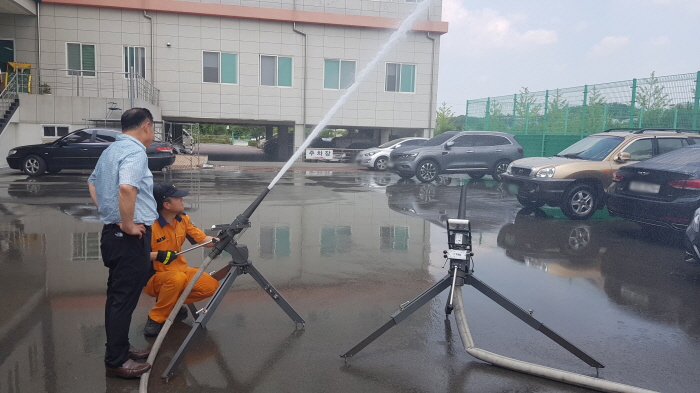경산소방서, 최신 이동식 자립형 방수총 도입