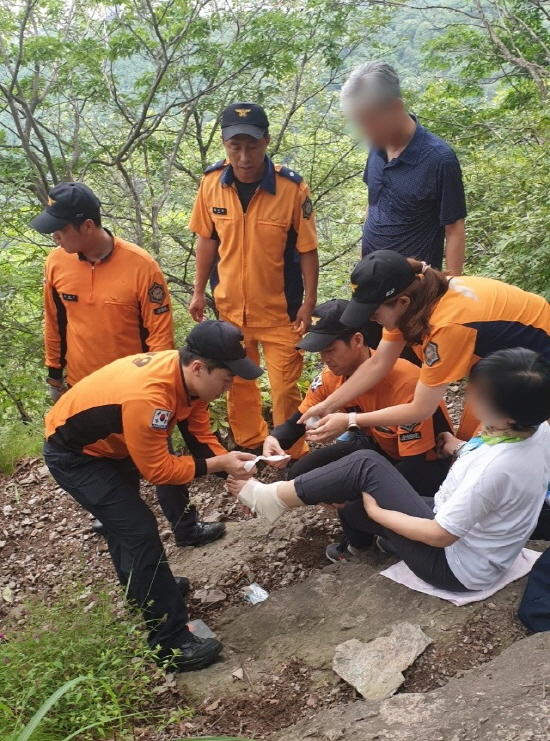 경산소방서, 성암산 정상에서 등산객 구조