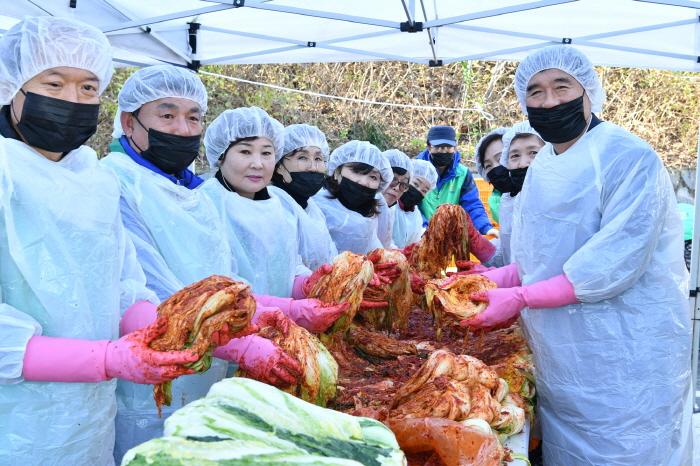 경산시새마을부녀회 ‘사랑의 김장 담그기’ 