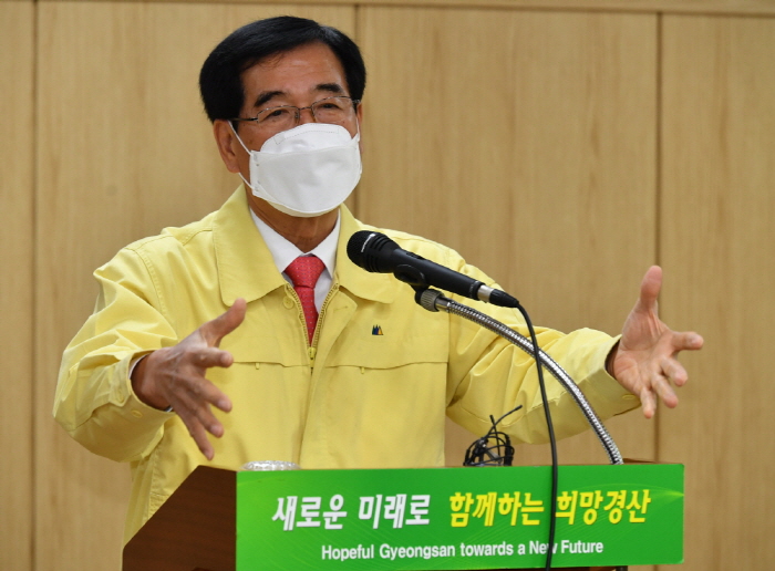 “코로나-19는 반드시 조기 종식됩니다.”