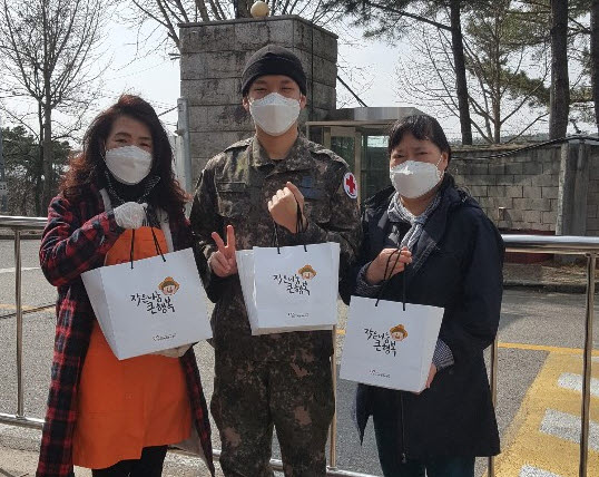 “건강주스 드시고 힘내세요~!”