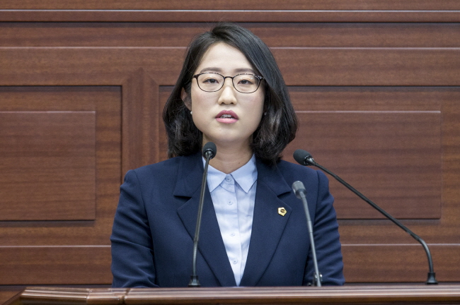 박채아 도의원, 장학기금 기탁