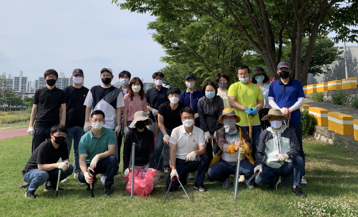 시청 총무과, 남천강변 환경정화 봉사활동