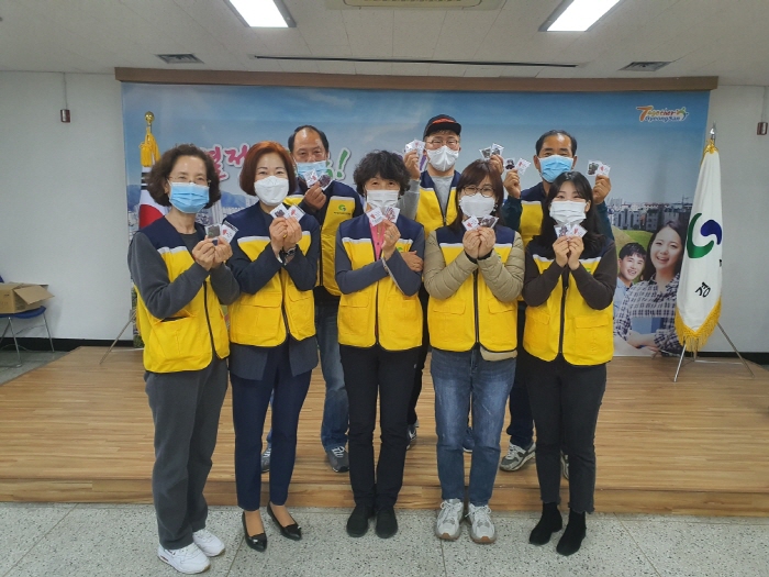 북부동 지역사회보장協, ‘마스크 목걸이’ 나눔
